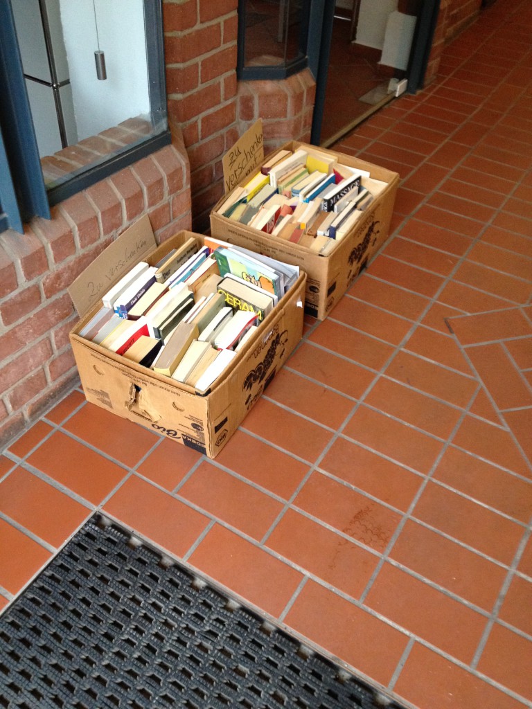 Kostenlose Bücher beim Bücherflohmarkt in Lübeck